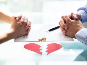 離婚予定でも住宅ローンは組める？ マイホーム購入前に知っておきたい注意点